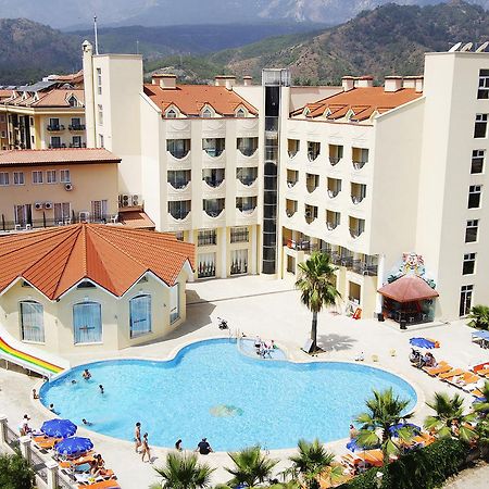 Larissa Inn 贝尔迪比 外观 照片